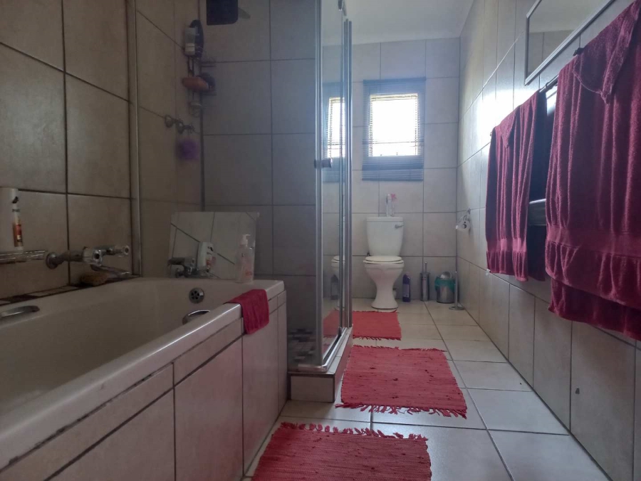 0 Bedroom Property for Sale in Dealesville Free State